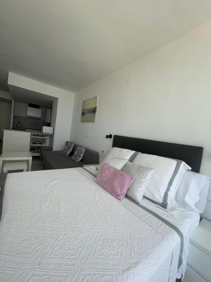 토레몰리노스 Apartamento Con Vistas Al Mar A Metros De La Playa Carihuela Soleil 아파트 외부 사진