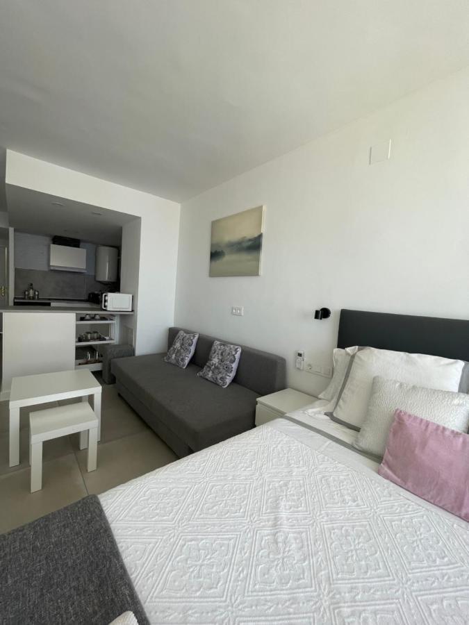 토레몰리노스 Apartamento Con Vistas Al Mar A Metros De La Playa Carihuela Soleil 아파트 외부 사진